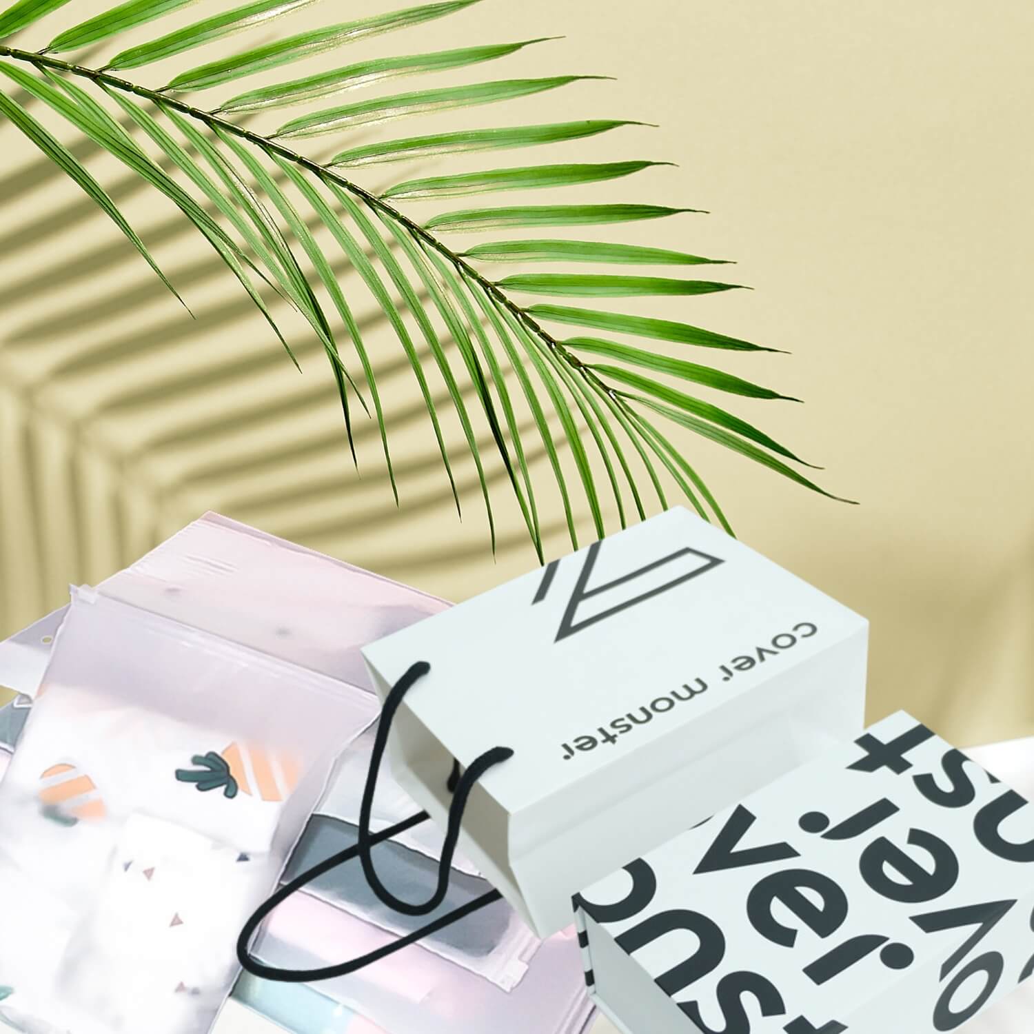 Fashion and clothing product packaging